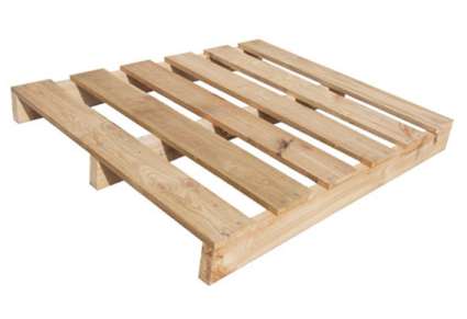 木托盤在使用中要特別注意的一些問題    木托盤是目前廣泛使用的一種托盤,它主要用于集裝箱的裝卸,堆垛,裝卸,運輸單位的貨物和產品的裝卸,它具有的使用優勢深受各個運輸行業的歡迎。下面就跟著小編簡單了解該產品在使用中要特別注意的一些問題。    根據正常使用標準,木托盤可以充分發揮作用。在長期的貨物周轉過程中使用不容易損壞,這可以延長該產品的使用壽命并降低使用產品的成本。    注意在叉車旋轉過程中托盤的額外負載。通常,木托盤的額外動載荷不超過2噸。有時,在碼垛操作中,為了提高工作效率,操作員會直接從底部的碼盤中取出碼垛的貨物,從而使先前的動態載荷加倍。實踐證明,過載是減少托盤使用量的直接原因。    木托盤應盡可能輕,以防止著陸時力量不平衡和損壞。但是,在實踐中,輕放是不現實的。這要求對產品本身具有高的抗沖擊性,需要提高產品材料的耐用性。    通過上述的介紹,相信大家對木托盤在使用中要特別注意的一些問題有了更多的了解,有需要可以直接電話聯系我司。 木托盤在使用中要特別注意的一些問題    木托盤是目前廣泛使用的一種托盤,它主要用于集裝箱的裝卸,堆垛,裝卸,運輸單位的貨物和產品的裝卸,它具有的使用優勢深受各個運輸行業的歡迎。下面就跟著小編簡單了解該產品在使用中要特別注意的一些問題。    根據正常使用標準,木托盤可以充分發揮作用。在長期的貨物周轉過程中使用不容易損壞,這可以延長該產品的使用壽命并降低使用產品的成本。    注意在叉車旋轉過程中托盤的額外負載。通常,木托盤的額外動載荷不超過2噸。有時,在碼垛操作中,為了提高工作效率,操作員會直接從底部的碼盤中取出碼垛的貨物,從而使先前的動態載荷加倍。實踐證明,過載是減少托盤使用量的直接原因。    木托盤應盡可能輕,以防止著陸時力量不平衡和損壞。但是,在實踐中,輕放是不現實的。這要求對產品本身具有高的抗沖擊性,需要提高產品材料的耐用性。    通過上述的介紹,相信大家對木托盤在使用中要特別注意的一些問題有了更多的了解,有需要可以直接電話聯系我司。